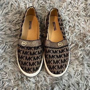 Michael kors flats
